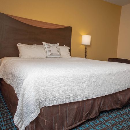 Fairfield Inn & Suites By Marriott Knoxville/East Zimmer foto
